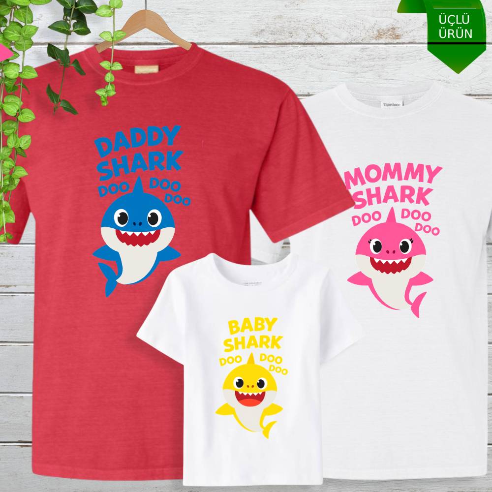Anne Baba ve Bebek Köpekbalığı Tişört Kombini