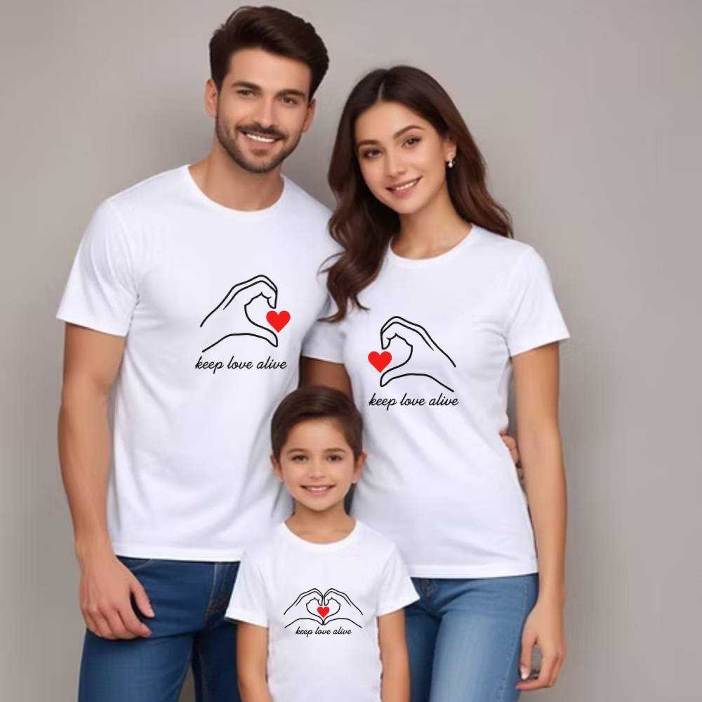 Keep Love Alive, Kalp Tasarımlı Üçlü Aile Kombini
