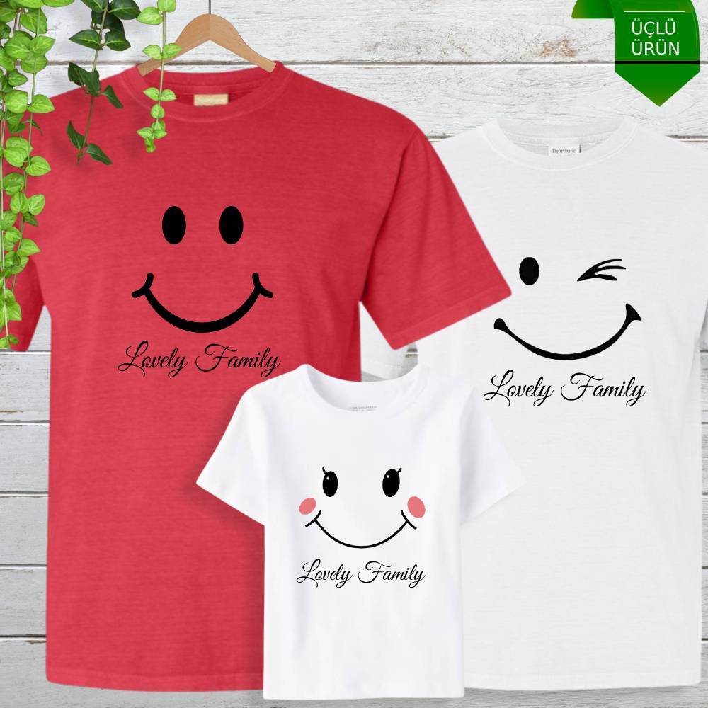 Smile Tasarımlı Lovely Family Yazılı Sevimli Aile Tişörtü