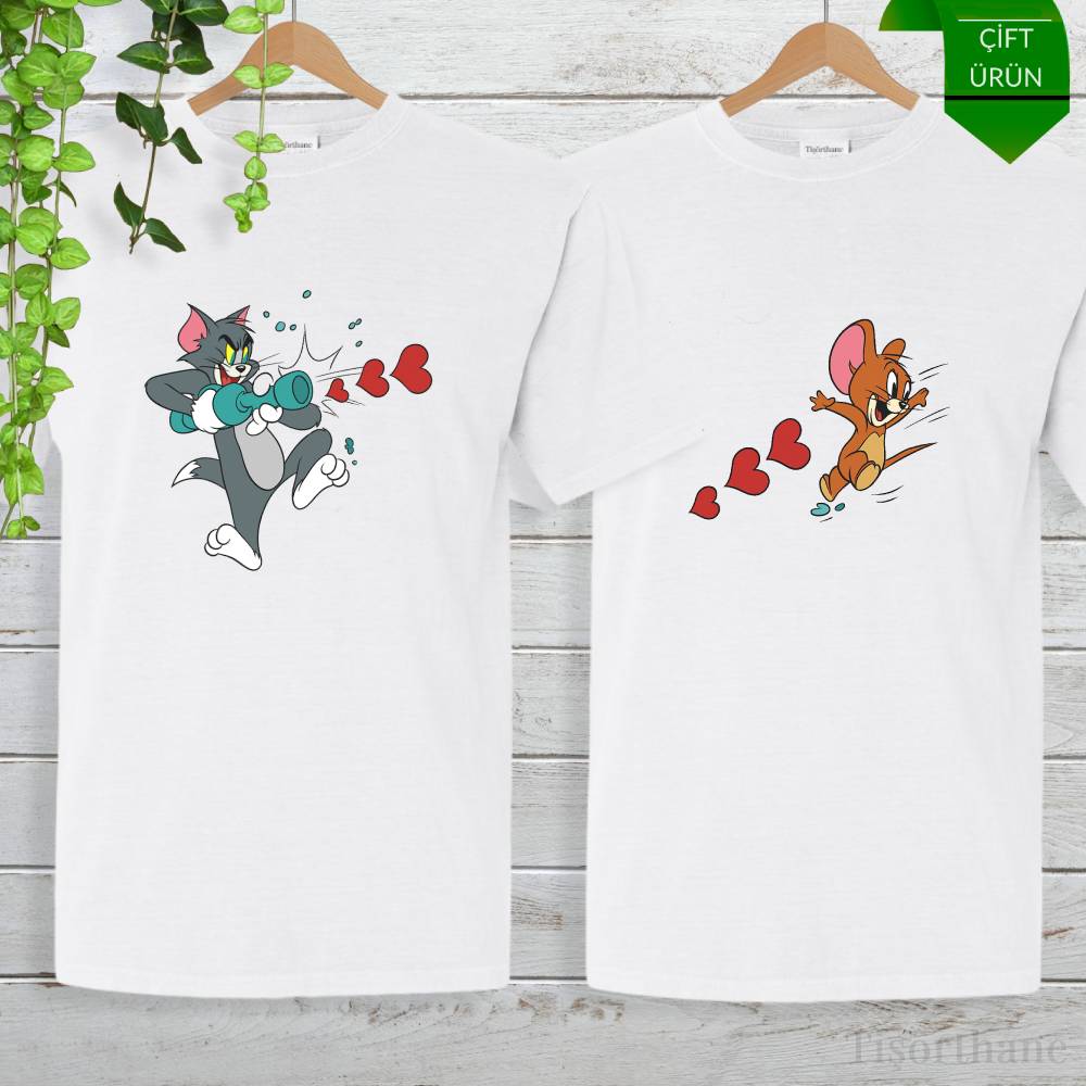 Tom ve Jerry Aşk Bombardımanı Tasarımlı Sevgili Tişört Kombini