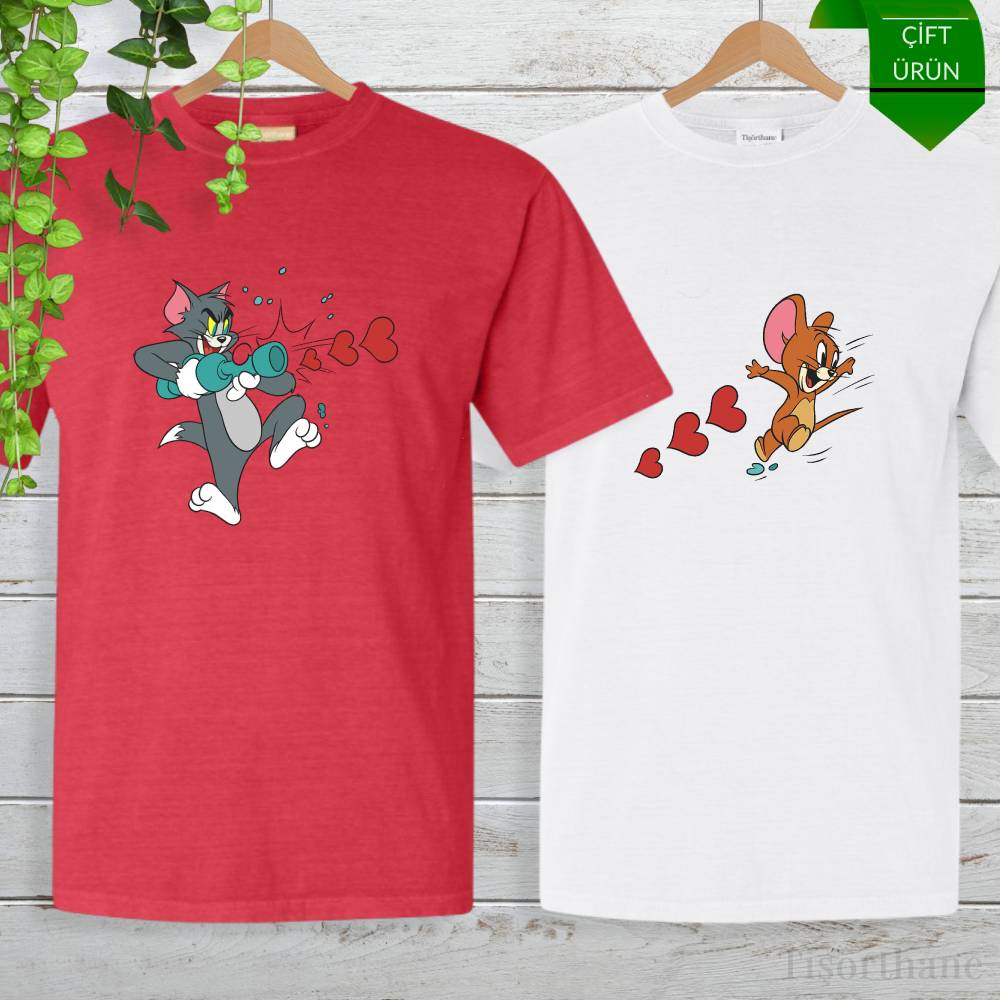 Tom ve Jerry Aşk Bombardımanı Tasarımlı Sevgili Tişört Kombini